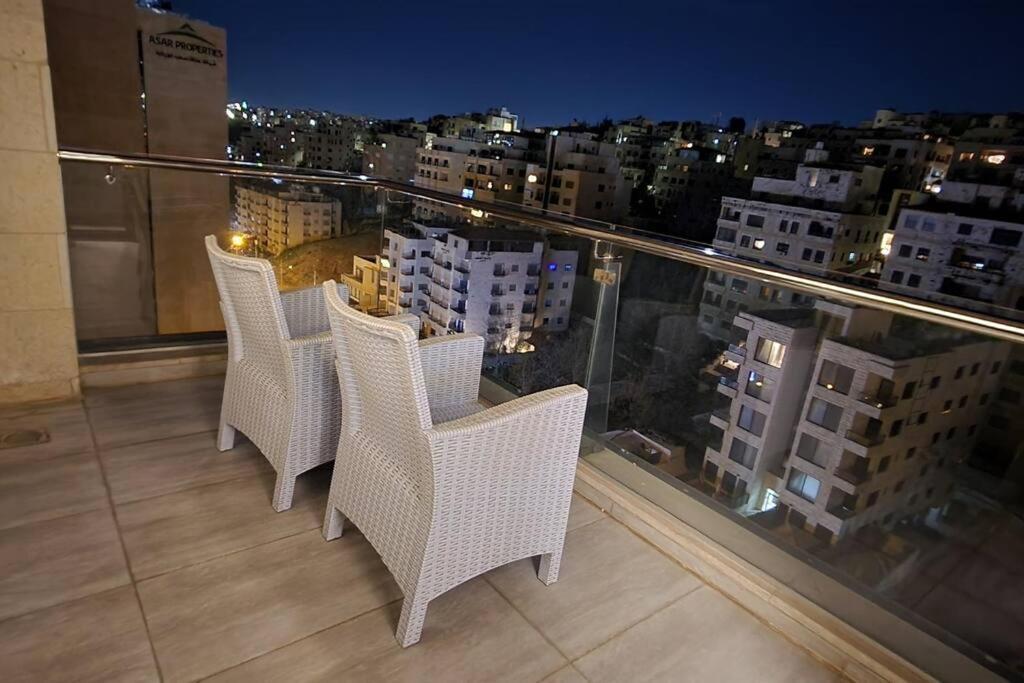 Luxury Apartment Abdoun Near Embassies Amman Exterior photo